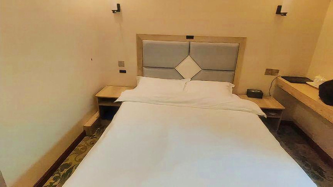 上海賓館住一晚的價(jià)格，深度解析與體驗(yàn)分享，上海賓館住宿價(jià)格深度解析與親身體驗(yàn)分享