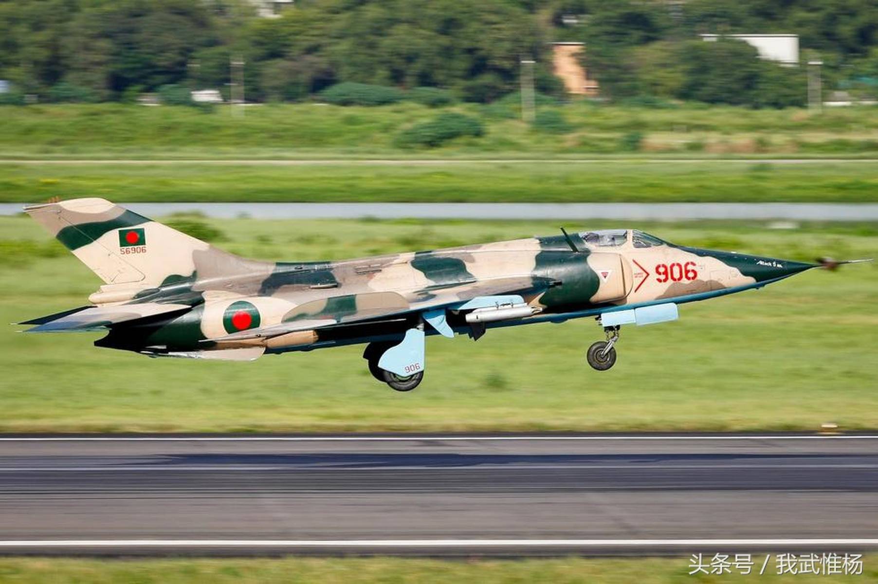 強(qiáng)5攻擊機(jī)在巴基斯坦的角色與影響，強(qiáng)5攻擊機(jī)在巴基斯坦的角色與影響力探究