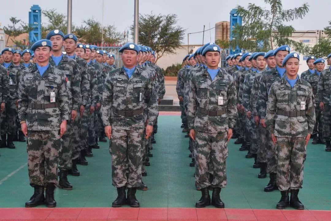 中國志愿軍空軍軍歌，英勇無畏，壯志凌云的旋律，中國志愿軍空軍軍歌，英勇無畏，壯志凌云的旋律贊歌