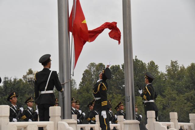 國(guó)旗護(hù)衛(wèi)隊(duì)成立時(shí)間及其深遠(yuǎn)影響，國(guó)旗護(hù)衛(wèi)隊(duì)成立時(shí)間與深遠(yuǎn)影響的探究