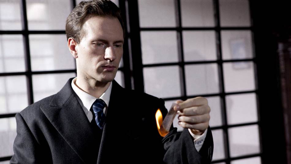 間諜之王，揭秘傳奇人物背后的故事，間諜之王傳奇背后的故事揭秘