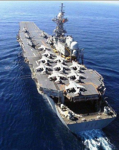 航空母艦圖案，探索其歷史、設(shè)計(jì)與象征意義，航空母艦圖案，歷史、設(shè)計(jì)與象征意義的深度探索