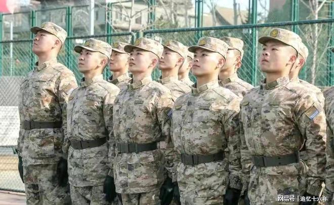 解放軍與普通兵的區(qū)別，職責(zé)、角色與使命的不同解讀，解放軍與普通兵職責(zé)角色使命解讀，差異與共同使命的探討