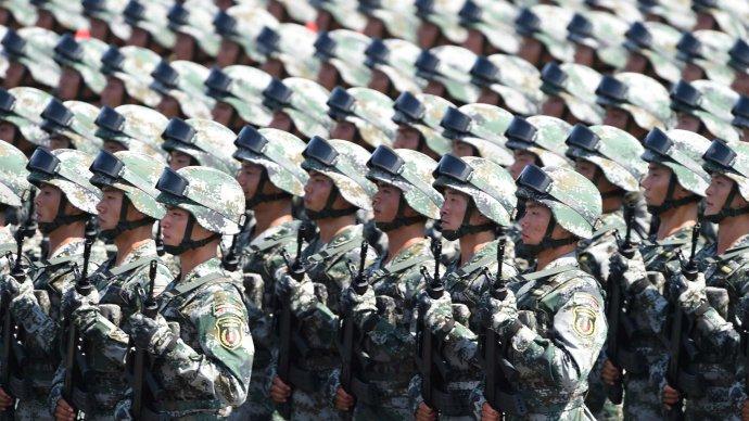閱兵盛典，回顧與展望——以2015年閱兵為主題，閱兵盛典回顧與展望，聚焦2015年閱兵主題風(fēng)采