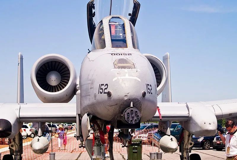 A-10疣豬攻擊機(jī)的介紹，A-10疣豬攻擊機(jī)詳解