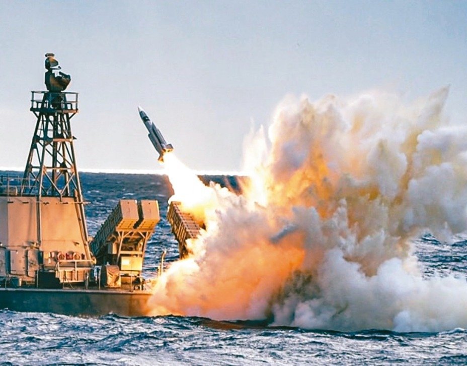 雄三反艦導彈，技術前沿與戰(zhàn)略影響，雄三反艦導彈，技術前沿與戰(zhàn)略影響力