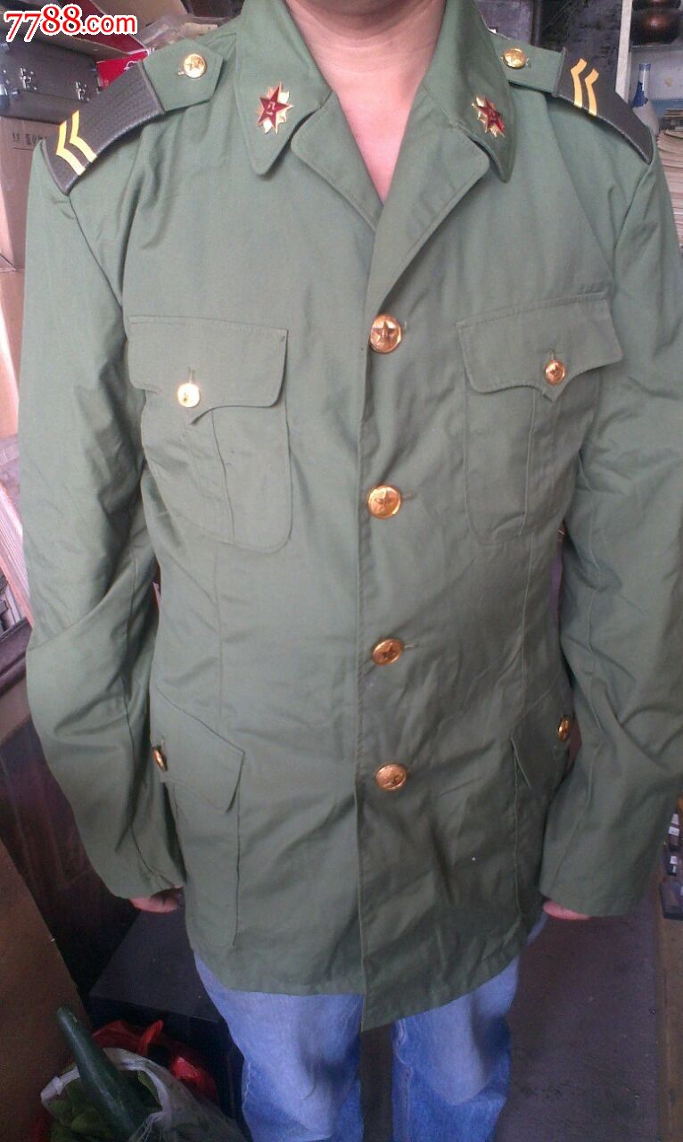 軍服背后的榮耀與傳承——走進神秘的99軍服世界，走進神秘的軍服世界，榮耀與傳承的99軍服探秘
