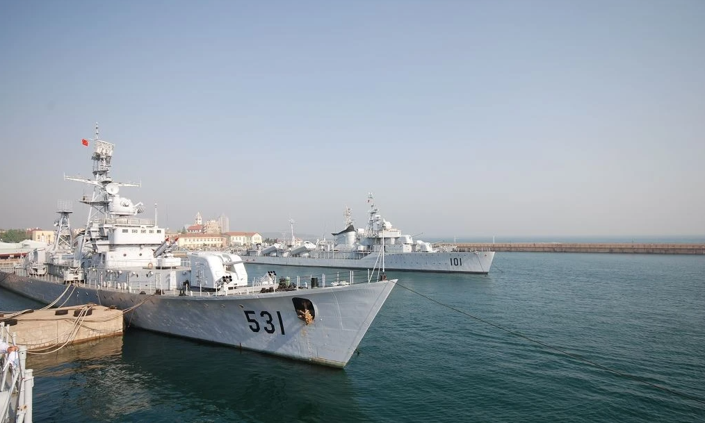 青島海軍