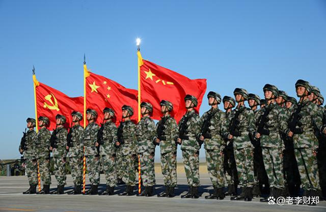 揭秘2019閱兵火箭軍方隊(duì)名單，榮耀與擔(dān)當(dāng)?shù)南笳鳎?019閱兵火箭軍方隊(duì)名單揭曉，榮耀與擔(dān)當(dāng)?shù)南笳? class=