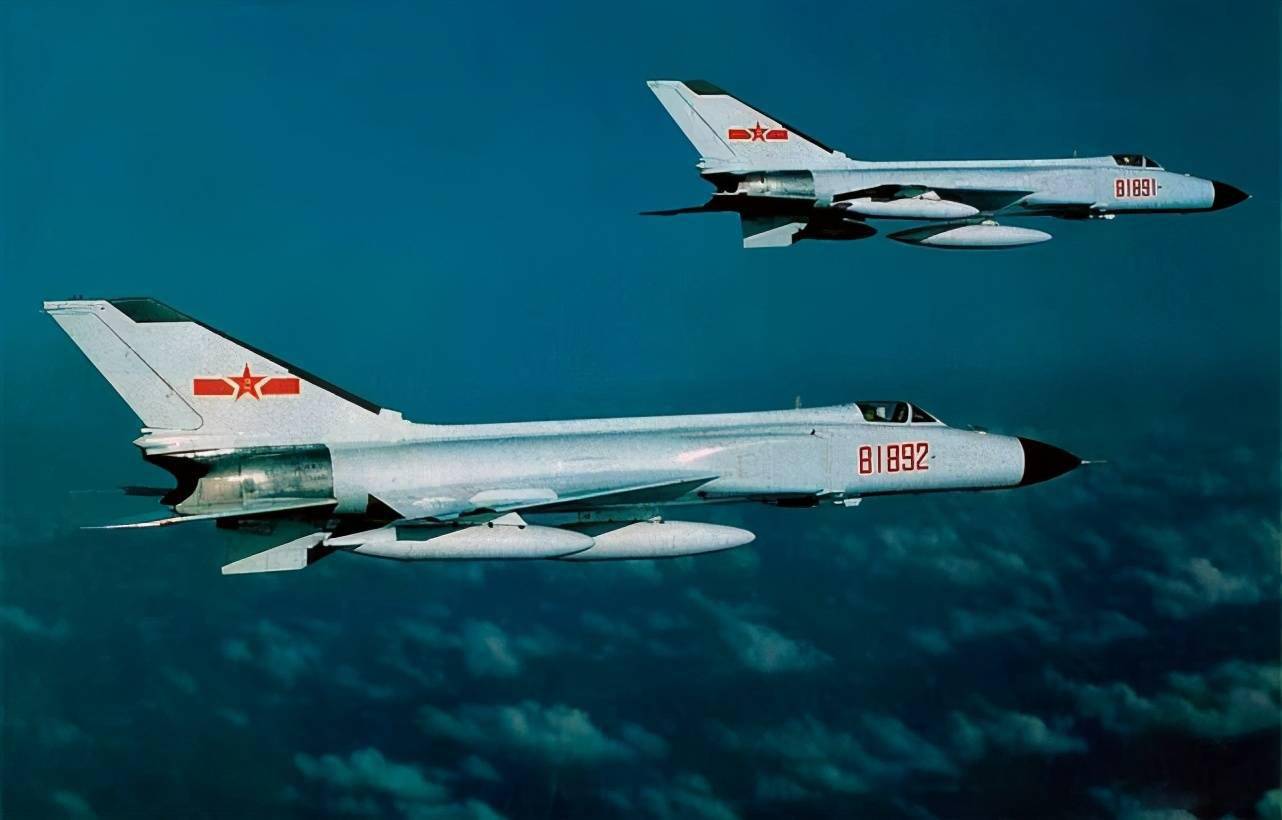 殲八II戰(zhàn)斗機(jī)的速度與機(jī)動(dòng)性優(yōu)勢(shì)，殲八II戰(zhàn)斗機(jī)的速度與機(jī)動(dòng)性優(yōu)勢(shì)解析