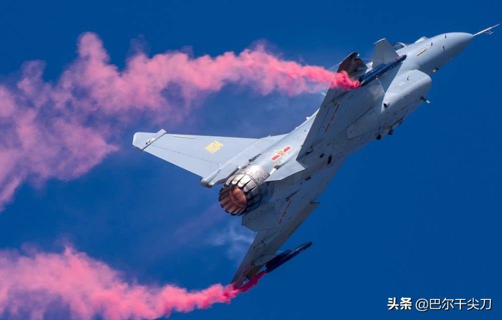 殲-10戰(zhàn)斗機(jī)的先進(jìn)程度，中國(guó)航空工業(yè)的驕傲，殲-10戰(zhàn)斗機(jī)的卓越性能，中國(guó)航空工業(yè)的驕傲標(biāo)桿