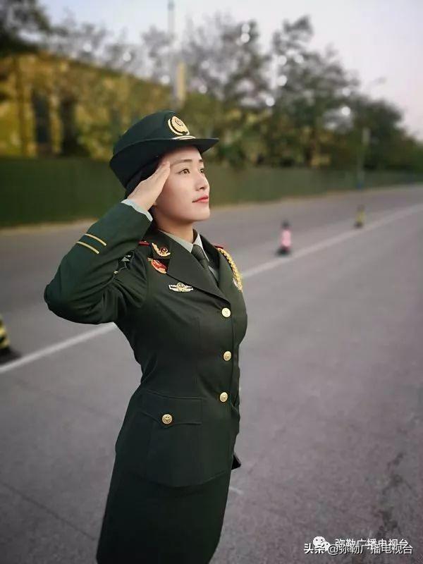 閱兵儀式的方陣，榮耀與力量的展現(xiàn)，閱兵儀式方陣，榮耀與力量的璀璨展現(xiàn)