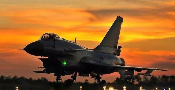 殲-10戰(zhàn)斗機每秒飛行速度深度解析，殲-10戰(zhàn)斗機飛行速度深度解析，揭秘每秒飛行速度的秘密