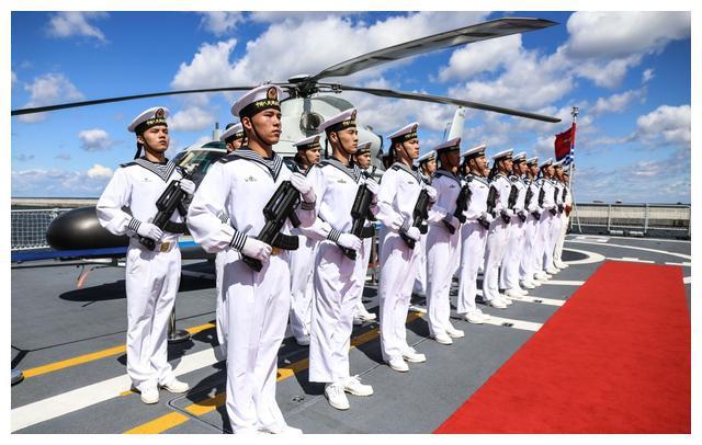 海軍70周年視頻全集，榮耀與力量的展現(xiàn)，海軍70周年慶典視頻全集，榮耀與力量的時(shí)代展現(xiàn)