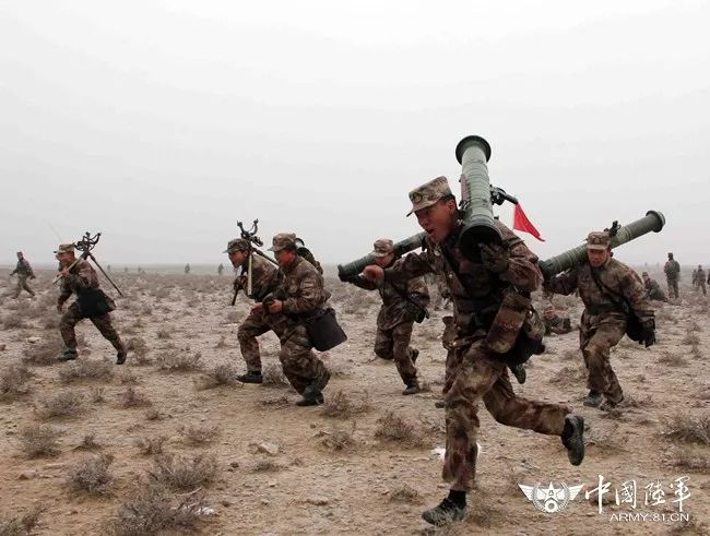 卜鳳來，在炮火中的英勇傳奇——記第47集團(tuán)軍139師炮兵團(tuán)的一名杰出指揮官，卜鳳來，炮火中的英勇指揮官——記第47集團(tuán)軍139師炮兵團(tuán)杰出指揮官傳奇