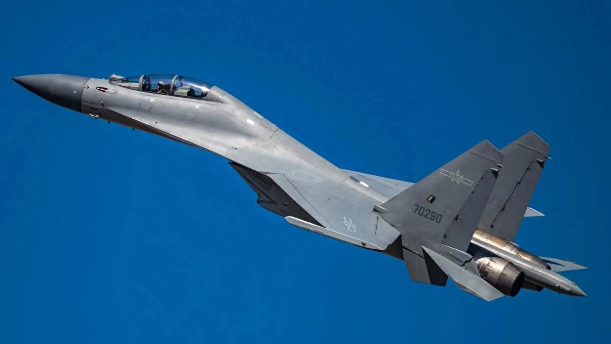 殲-16戰(zhàn)斗機(jī)的性能指標(biāo)解析，殲-16戰(zhàn)斗機(jī)性能深度解析
